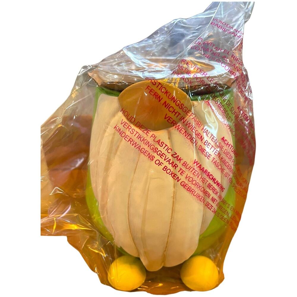 SCENTSY Authentic Home Gnome for Easter NOB - Picture 7 of 9